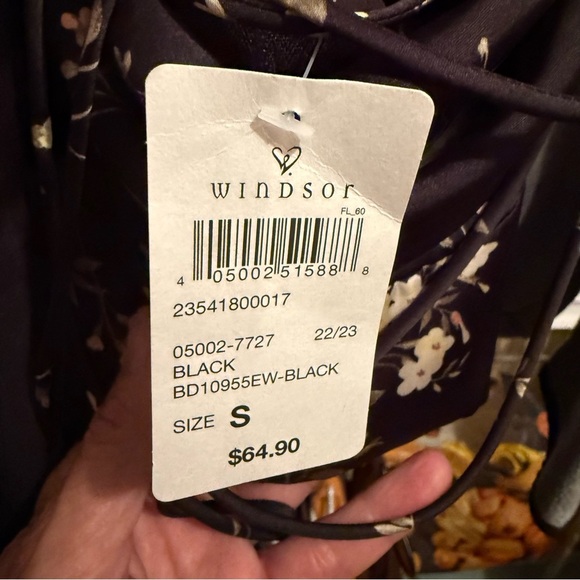 NEW Windsor Elegant Black Floral Maxi Dress size S lined spaghetti strap prom - Picture 9 of 16